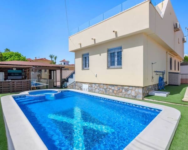 5 Zimmer Villa zu verkaufen in Ciudad Quesada, Rojales mit Pool Garage - 549.000 € (Ref: 10154354)