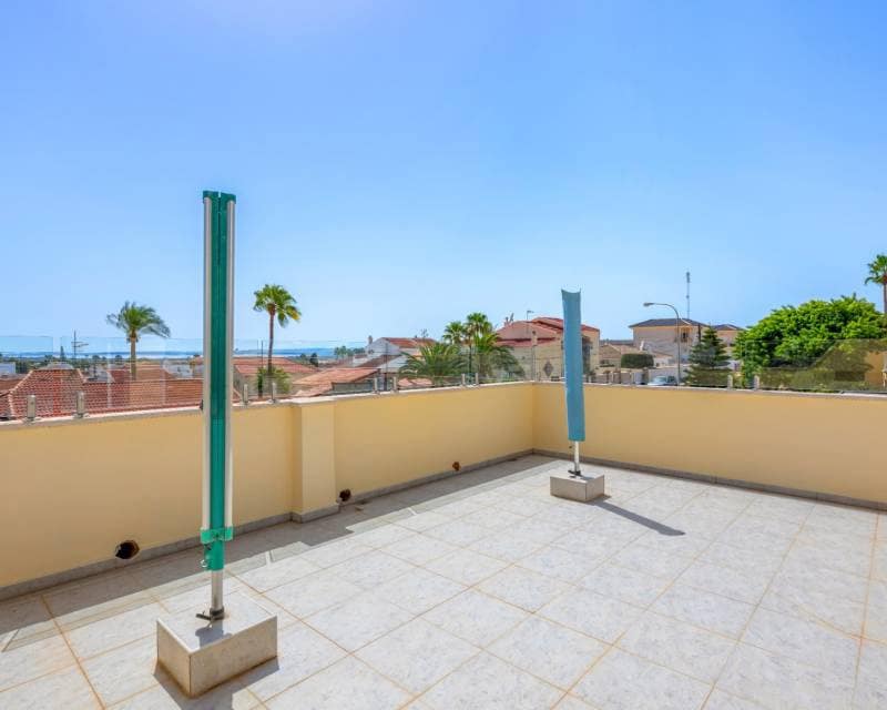 5 Zimmer Villa zu verkaufen in Ciudad Quesada mit Pool Garage - 549.000 € (Ref: 10154354)