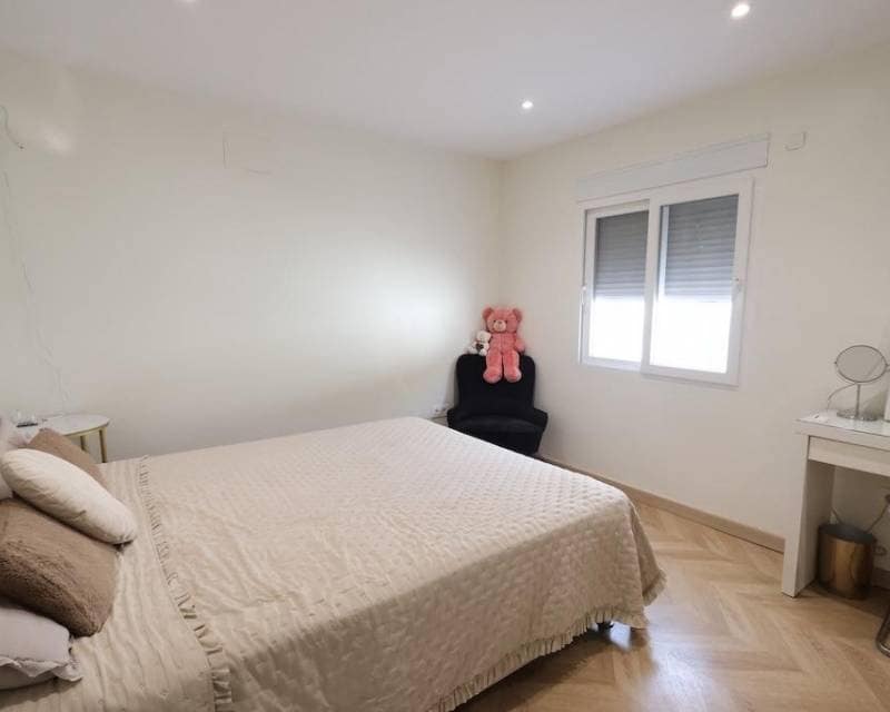 5 quarto Moradia para venda em Los Balcones com piscina garagem - 599 000 € (Ref: 10158147)