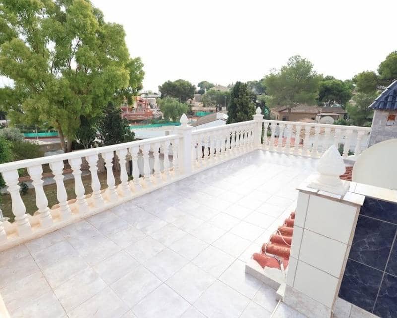 5 quarto Moradia para venda em Los Balcones com piscina garagem - 599 000 € (Ref: 10158147)
