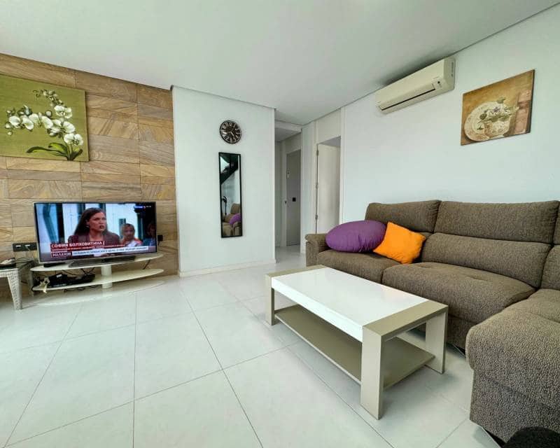 3 chambre Penthouse à vendre à Mil Palmeras avec piscine - 630 000 € (Ref: 10158369)