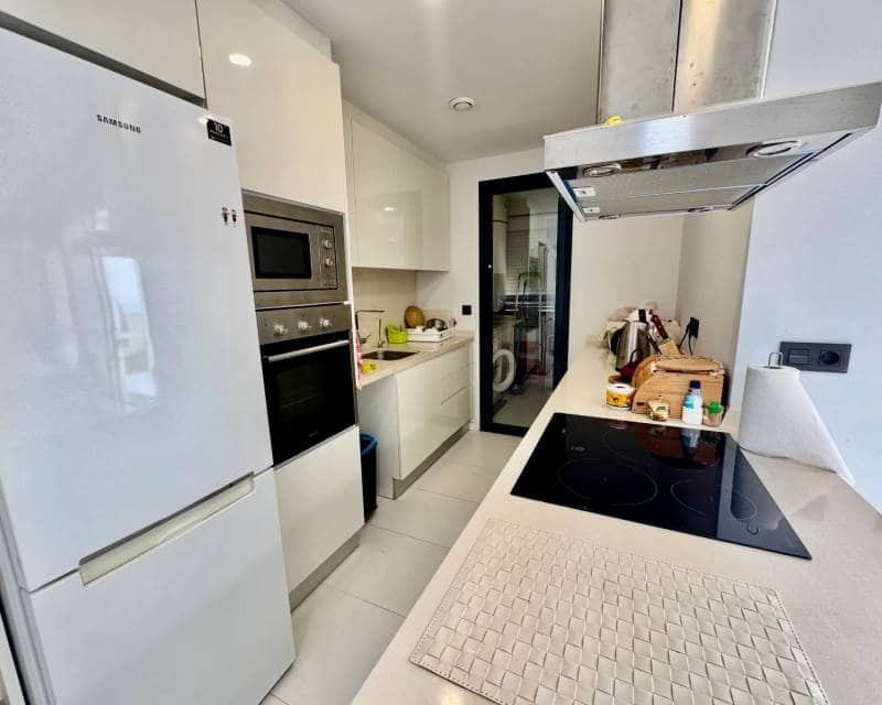 3 chambre Penthouse à vendre à Mil Palmeras avec piscine - 630 000 € (Ref: 10158369)