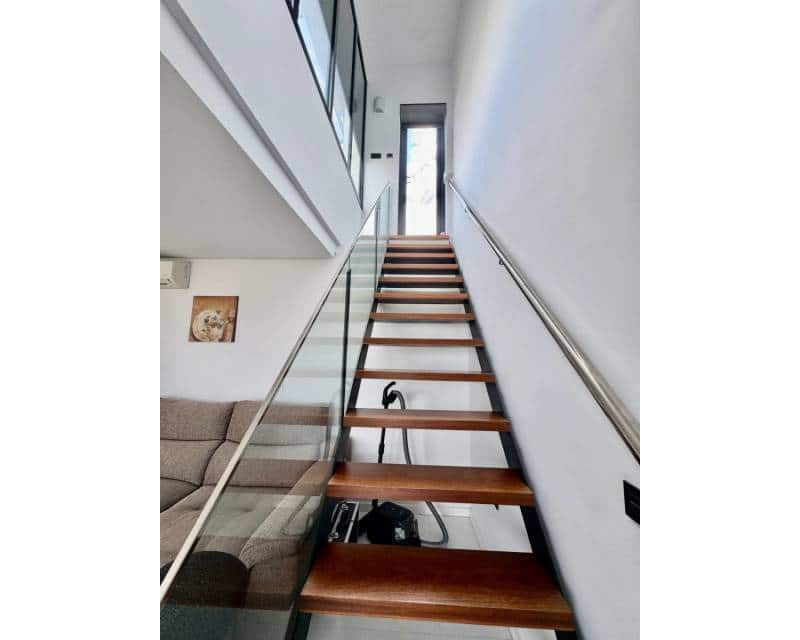 3 chambre Penthouse à vendre à Mil Palmeras avec piscine - 630 000 € (Ref: 10158369)