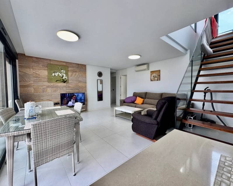 3 chambre Penthouse à vendre à Mil Palmeras avec piscine - 630 000 € (Ref: 10158369)
