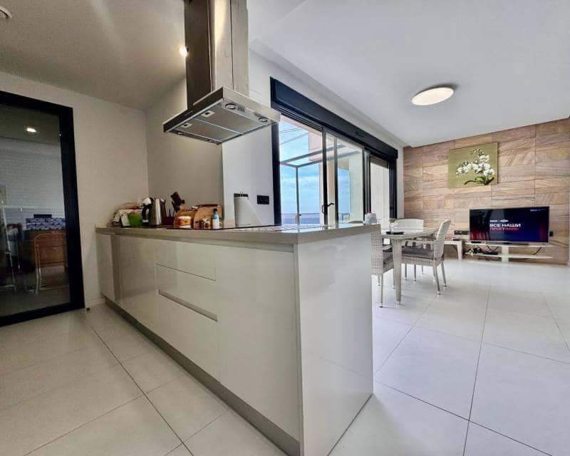 3 chambre Penthouse à vendre à Mil Palmeras avec piscine - 630 000 € (Ref: 10158369)