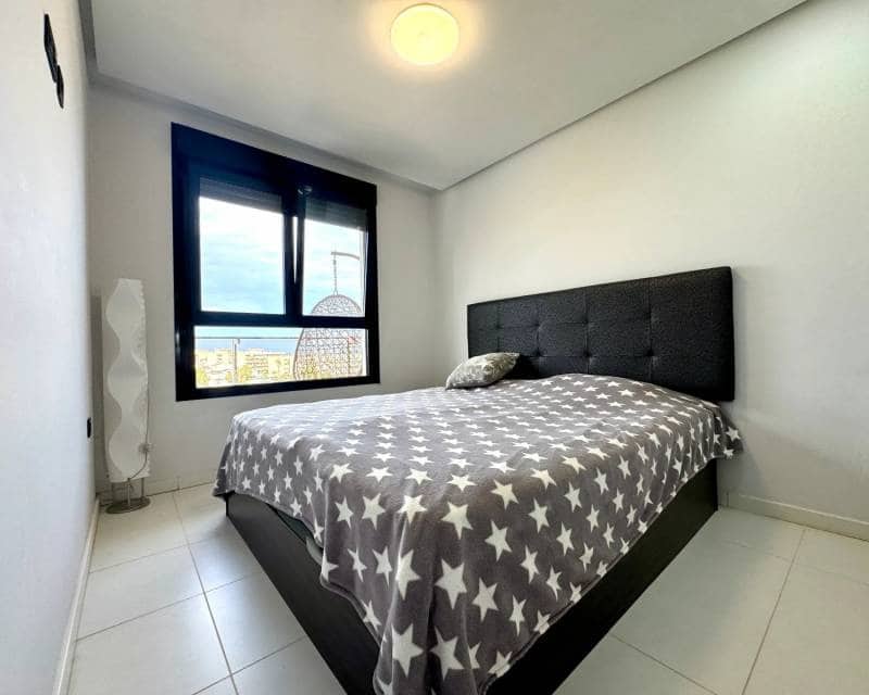 3 chambre Penthouse à vendre à Mil Palmeras avec piscine - 630 000 € (Ref: 10158369)
