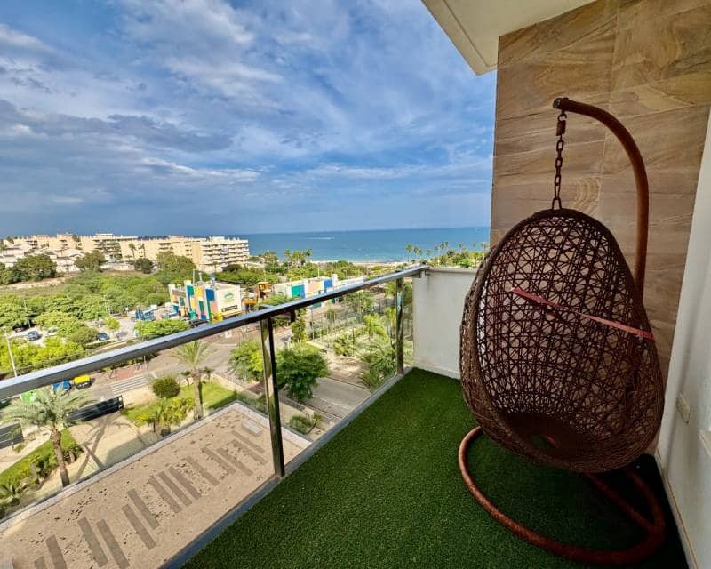 3 chambre Penthouse à vendre à Mil Palmeras avec piscine - 630 000 € (Ref: 10158369)