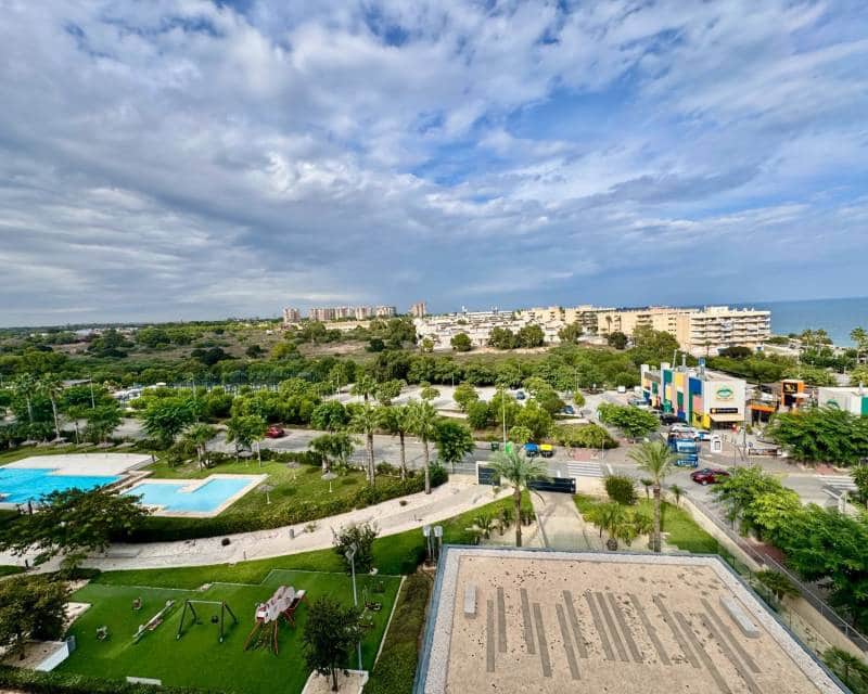 3 chambre Penthouse à vendre à Mil Palmeras avec piscine - 630 000 € (Ref: 10158369)