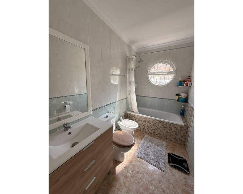 2 sypialnia Dom na sprzedaż w Filipinas z basenem garażem - 225 000 € (Ref: 10160018)