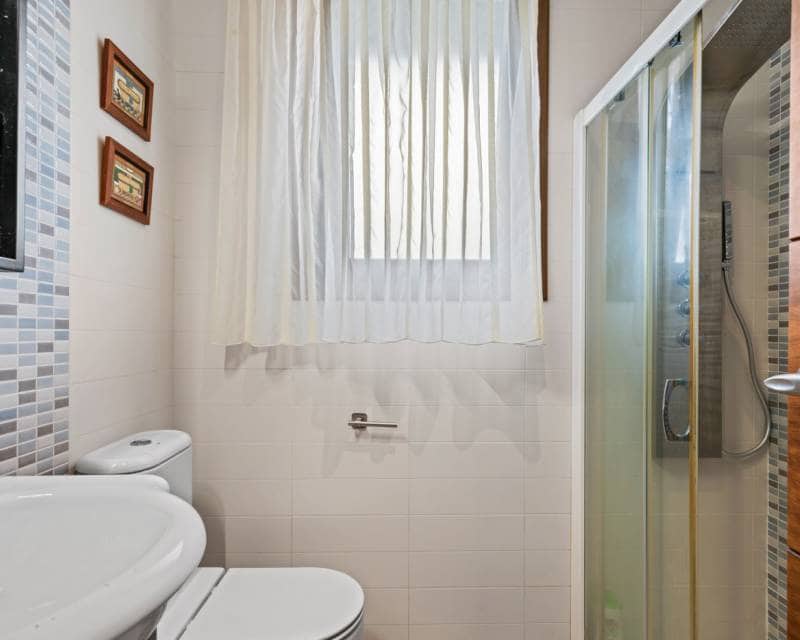 4 bedroom Villa for sale in Guardamar del Segura with pool garage - € 1,750,000 (Ref: 10160182)