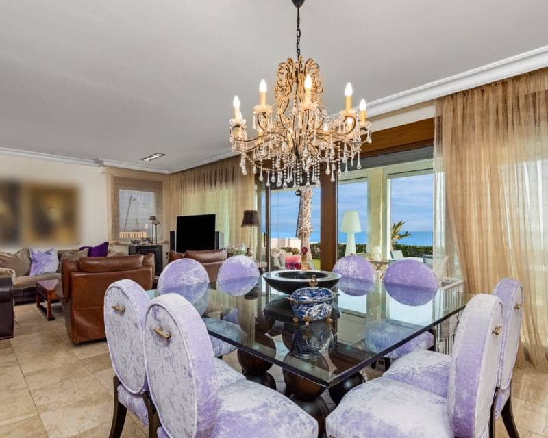 4 bedroom Villa for sale in Guardamar del Segura with pool garage - € 1,750,000 (Ref: 10160182)