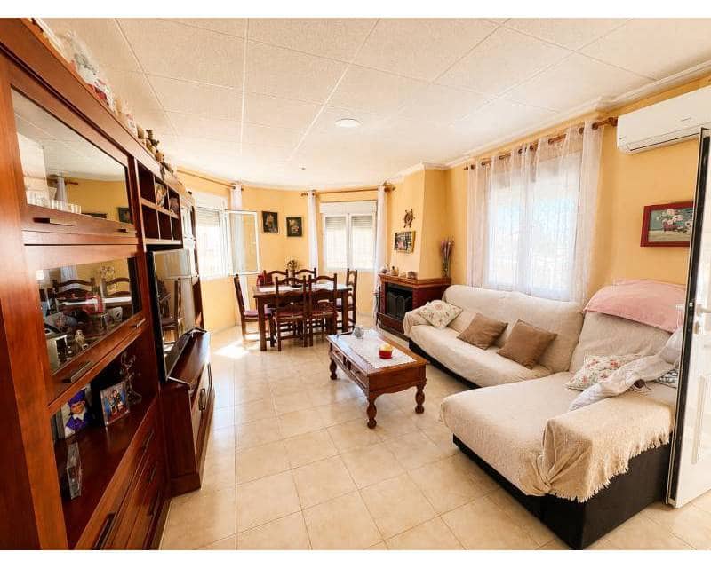 5 sovrum Villa till salu i La Siesta med pool garage - 389 000 € (Ref: 10165386)