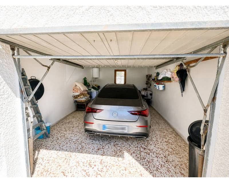5 sovrum Villa till salu i La Siesta med pool garage - 389 000 € (Ref: 10165386)
