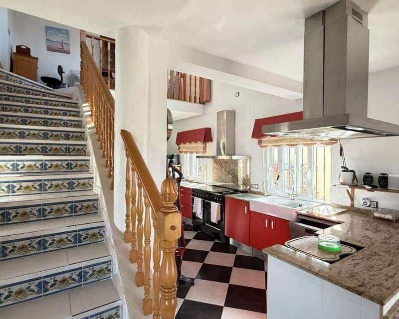5 Zimmer Villa zu verkaufen in Las Ramblas Golf mit Pool - 635.000 € (Ref: 10165481)