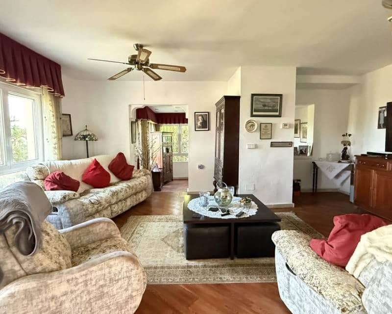 5 Zimmer Villa zu verkaufen in Las Ramblas Golf mit Pool - 635.000 € (Ref: 10165481)