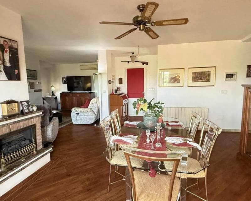 5 Zimmer Villa zu verkaufen in Las Ramblas Golf mit Pool - 635.000 € (Ref: 10165481)