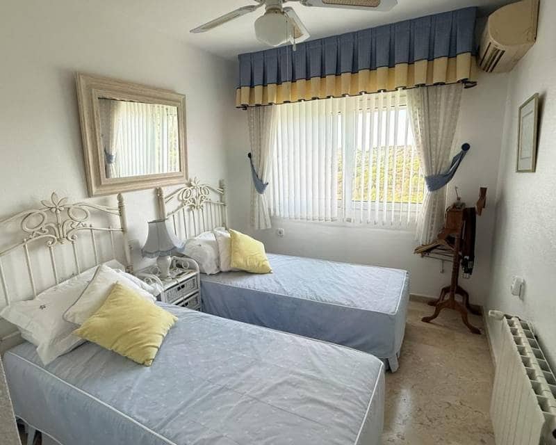 5 Zimmer Villa zu verkaufen in Las Ramblas Golf mit Pool - 635.000 € (Ref: 10165481)