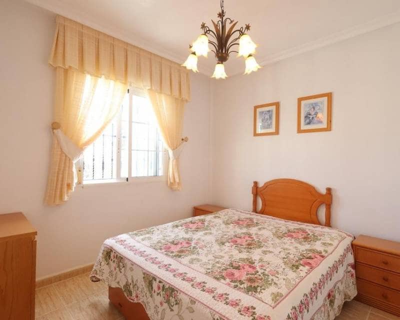 3 soverom Villa til salgs i Filipinas med svømmebasseng - € 360 000 (Ref: 10167152)