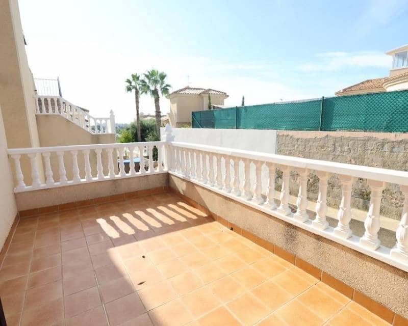 3 soverom Villa til salgs i Filipinas med svømmebasseng - € 360 000 (Ref: 10167152)