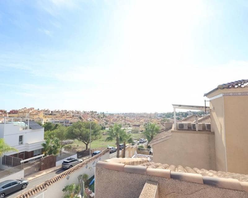 3 soverom Villa til salgs i Filipinas med svømmebasseng - € 360 000 (Ref: 10167152)