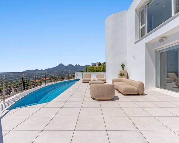4 soverom Villa til salgs i Alhama Springs, Altea med svømmebasseng garasje - € 2 146 000 (Ref: 10167153)