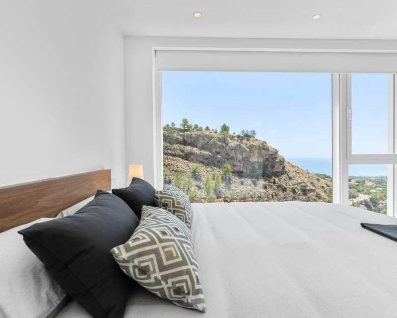 4 bedroom Villa for sale in Altea with pool garage - € 2,146,000 (Ref: 10167153)