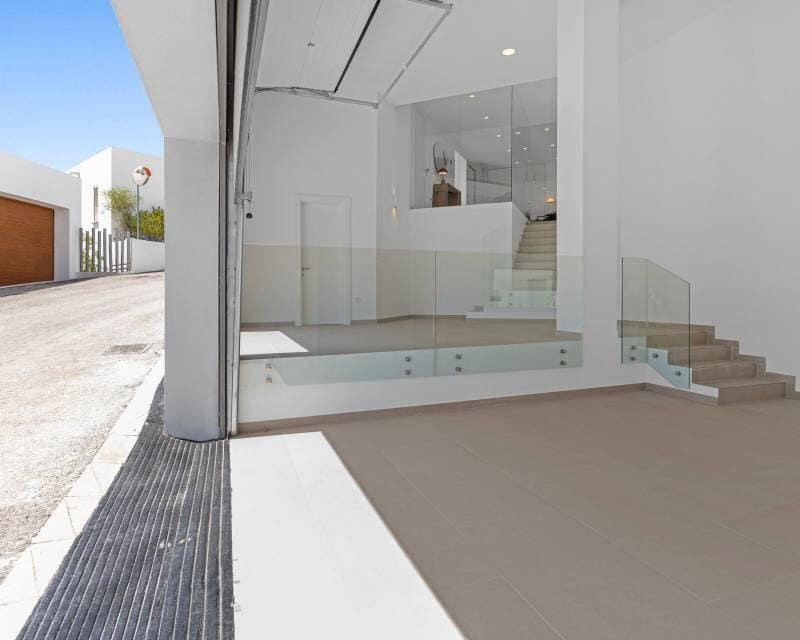 4 bedroom Villa for sale in Altea with pool garage - € 2,146,000 (Ref: 10167153)