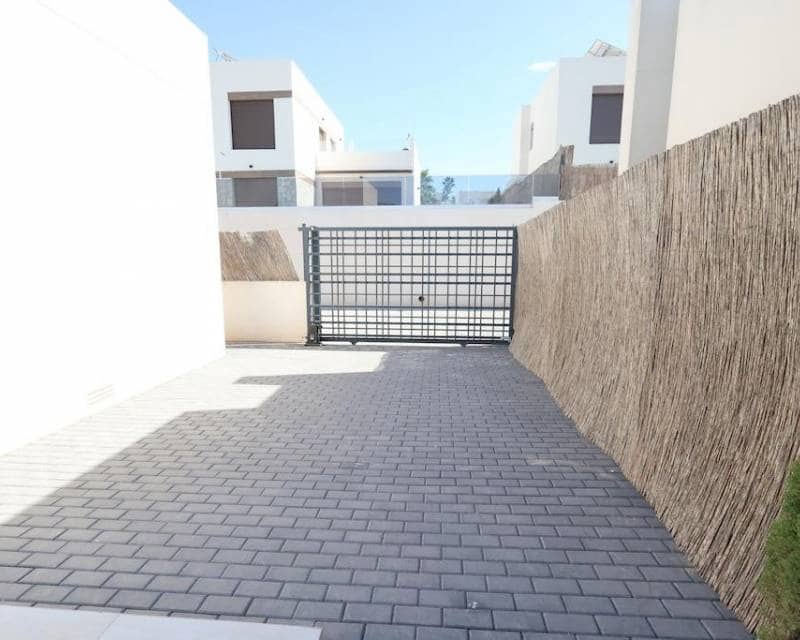 3 quarto Moradia para venda em Algorfa com piscina garagem - 620 000 € (Ref: 10167157)