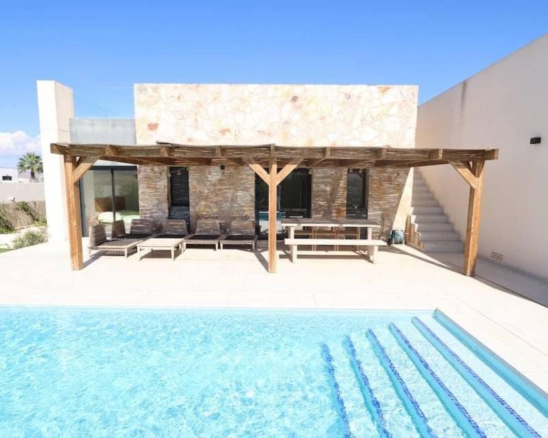 3 quarto Moradia para venda em Algorfa com piscina garagem - 620 000 € (Ref: 10167157)