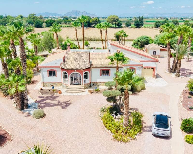 5 soverom Villa til salgs i Daya Vieja med svømmebasseng garasje - € 749 000 (Ref: 10167158)