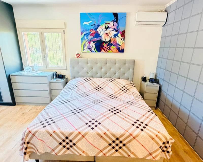 5 soverom Villa til salgs i Daya Vieja med svømmebasseng garasje - € 749 000 (Ref: 10167158)
