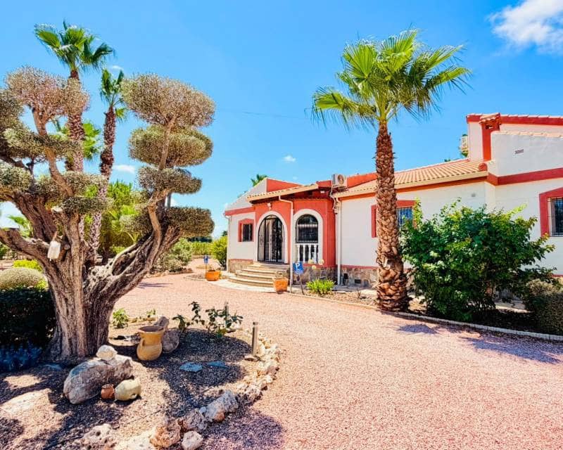 5 soverom Villa til salgs i Daya Vieja med svømmebasseng garasje - € 749 000 (Ref: 10167158)