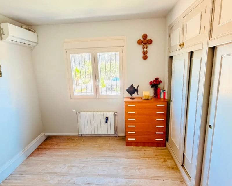 5 soverom Villa til salgs i Daya Vieja med svømmebasseng garasje - € 749 000 (Ref: 10167158)