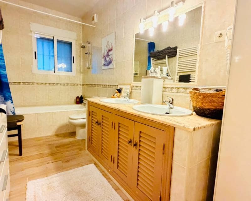 5 soverom Villa til salgs i Daya Vieja med svømmebasseng garasje - € 749 000 (Ref: 10167158)