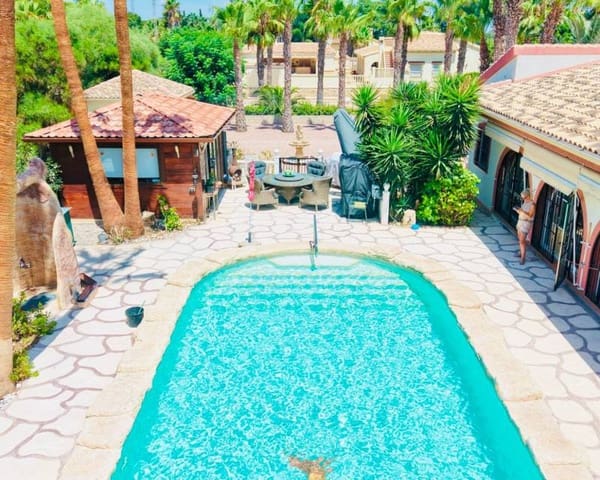 Chalet de 5 habitaciones en Daya Vieja en venta con piscina garaje - 749.000 € (Ref: 10167158)
