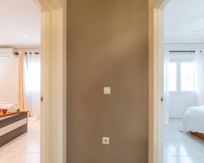 3 slaapkamer Villa te koop in Playa Flamenca met zwembad garage - € 520.000 (Ref: 10167474)