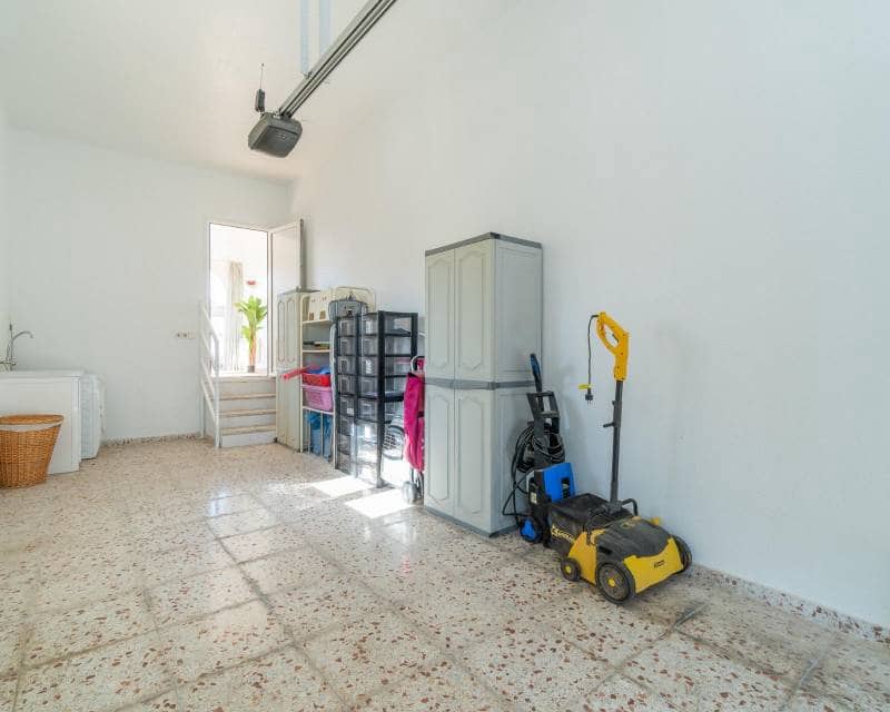 3 slaapkamer Villa te koop in Playa Flamenca met zwembad garage - € 520.000 (Ref: 10167474)