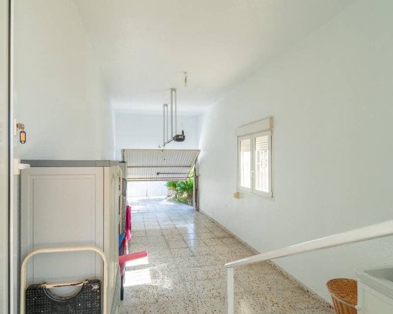 3 slaapkamer Villa te koop in Playa Flamenca met zwembad garage - € 520.000 (Ref: 10167474)