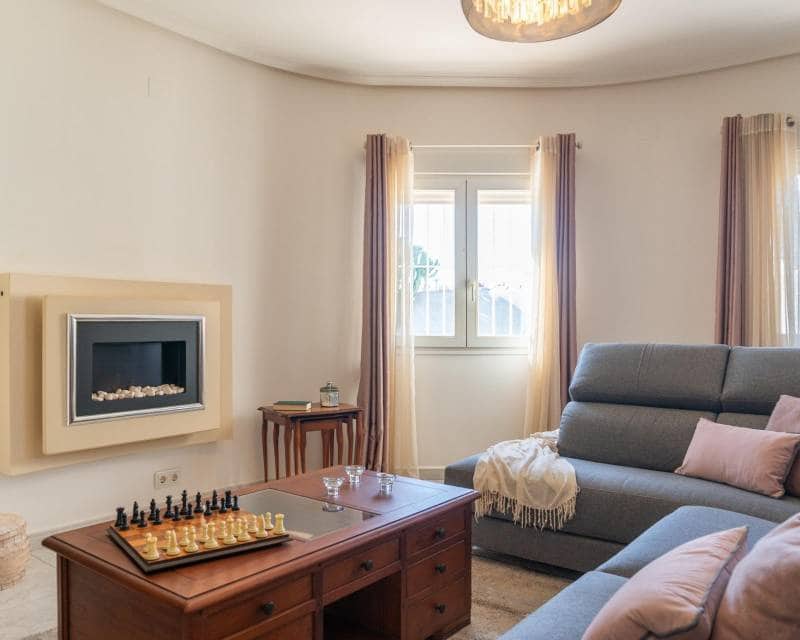 3 slaapkamer Villa te koop in Playa Flamenca met zwembad garage - € 520.000 (Ref: 10167474)