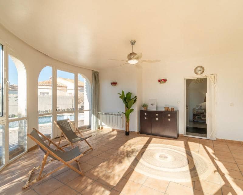 3 slaapkamer Villa te koop in Playa Flamenca met zwembad garage - € 520.000 (Ref: 10167474)