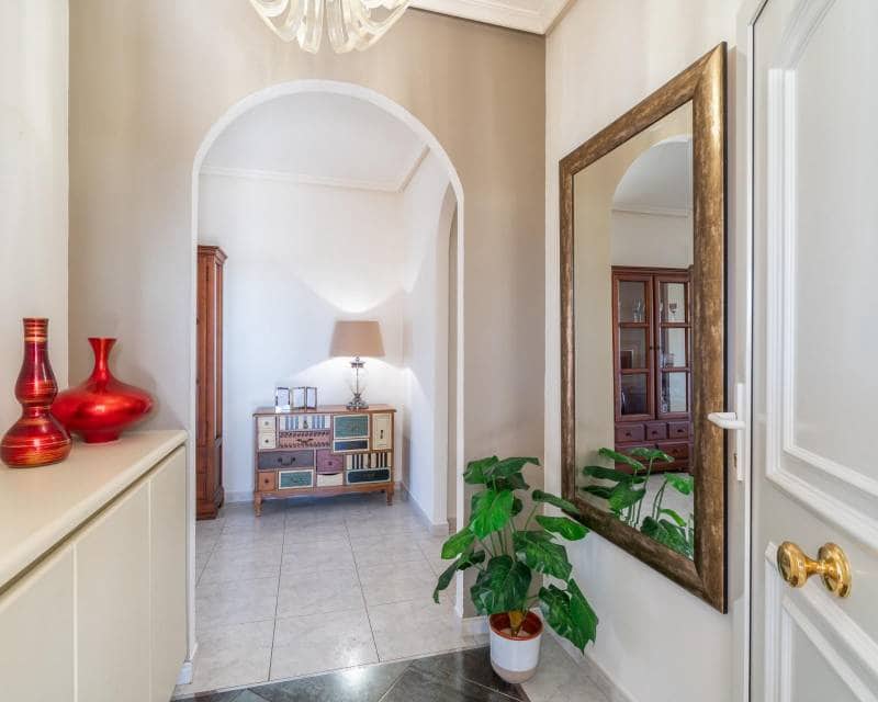 3 slaapkamer Villa te koop in Playa Flamenca met zwembad garage - € 520.000 (Ref: 10167474)