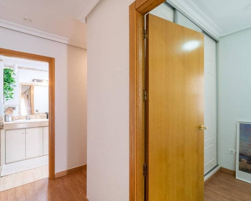 3 slaapkamer Penthouse te koop in Torrevieja - € 239.500 (Ref: 10168879)
