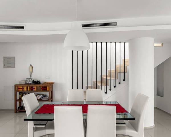 3 soverom Leilighet til salgs i La Zenia, Orihuela med svømmebasseng garasje - € 510 000 (Ref: 10169413)