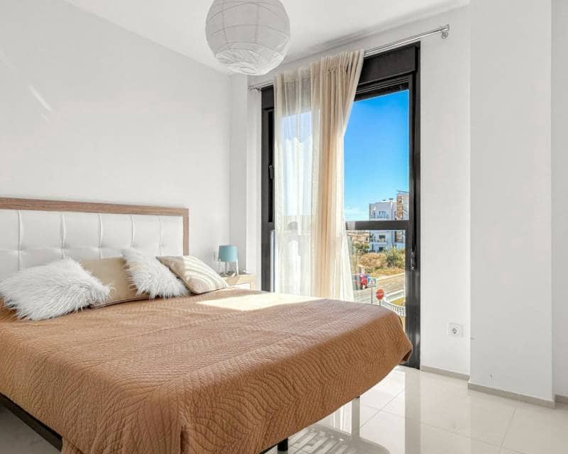 3 soverom Leilighet til salgs i La Zenia med svømmebasseng garasje - € 510 000 (Ref: 10169413)