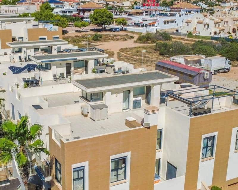 3 soverom Leilighet til salgs i La Zenia med svømmebasseng garasje - € 510 000 (Ref: 10169413)