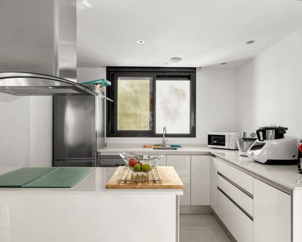 3 soverom Leilighet til salgs i La Zenia, Orihuela med svømmebasseng garasje - € 510 000 (Ref: 10169413)