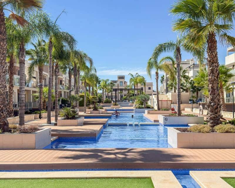 3 soverom Leilighet til salgs i La Zenia med svømmebasseng garasje - € 510 000 (Ref: 10169413)