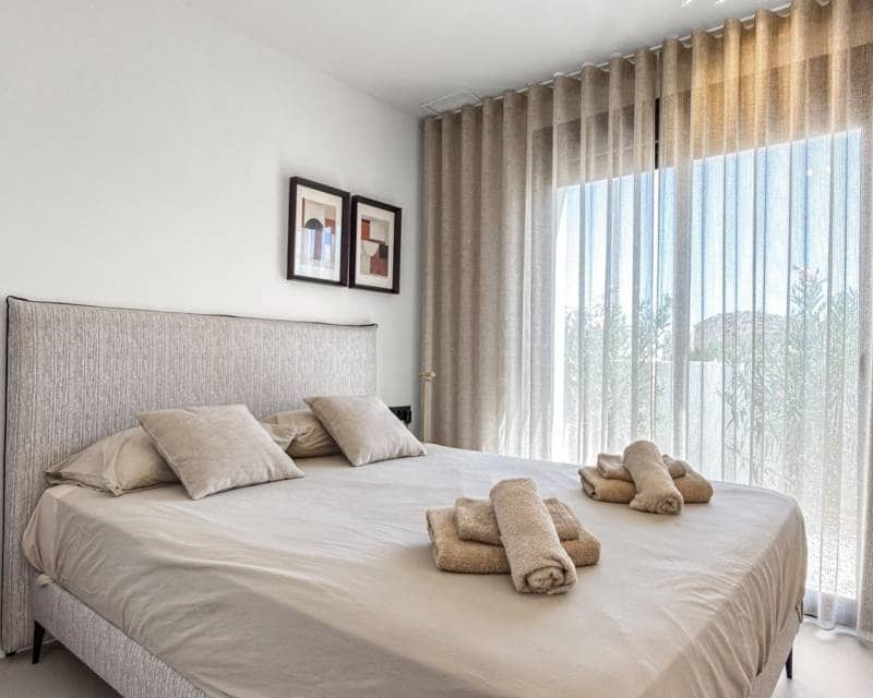 4 bedroom Villa for sale in Ciudad Quesada with pool garage - € 650,000 (Ref: 10169414)