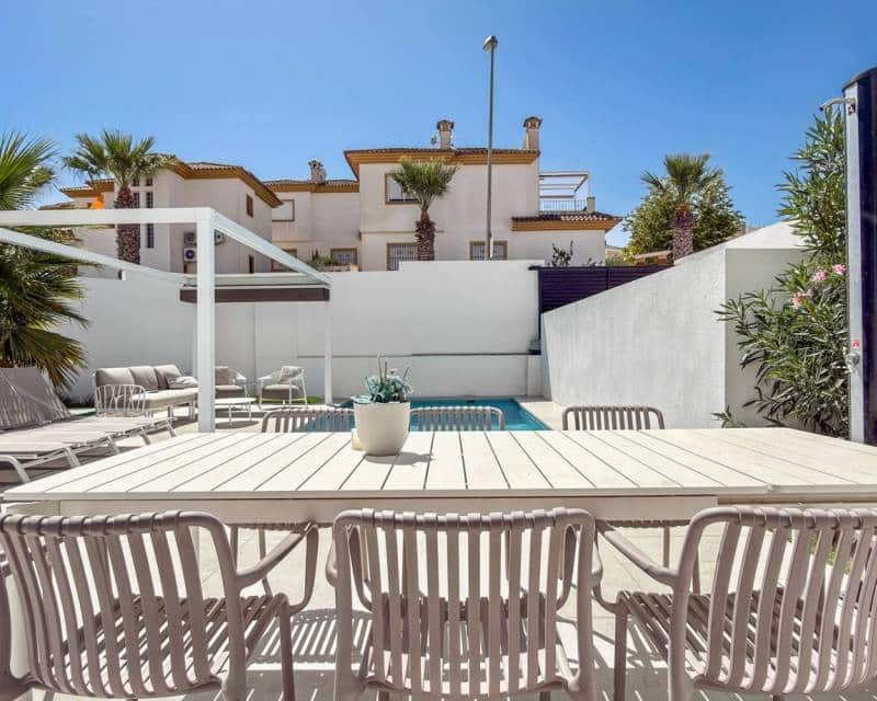 4 bedroom Villa for sale in Ciudad Quesada with pool garage - € 650,000 (Ref: 10169414)