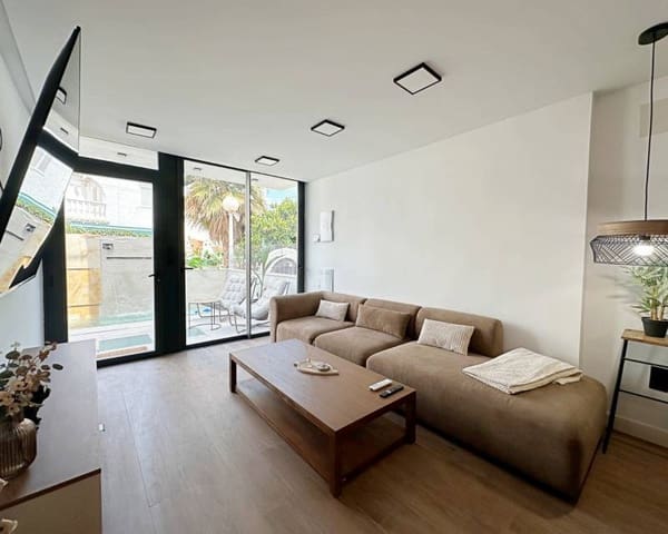 3 soveværelse Byhus til salg i Nueva Torrevieja, Torrevieja med swimmingpool - € 539.000 (Ref: 10171845)